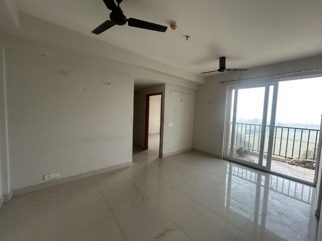 Resale | 2 BHK 1100 Sq.Ft. Apartment in Tata Eureka Park