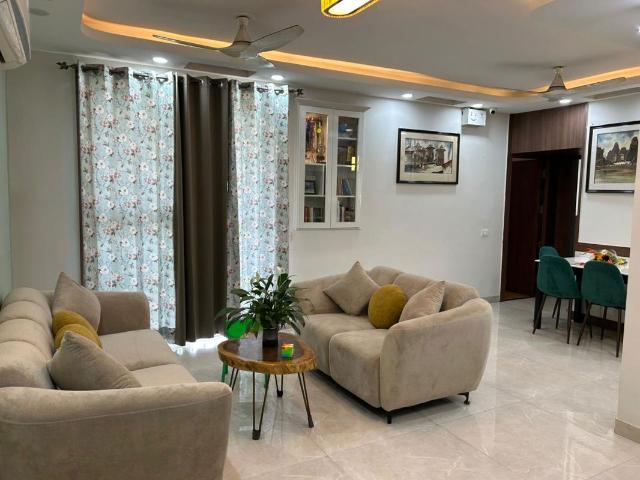 Resale | 2 BHK 1100 Sq.Ft. Apartment in Unitech The Residences Gurgaon