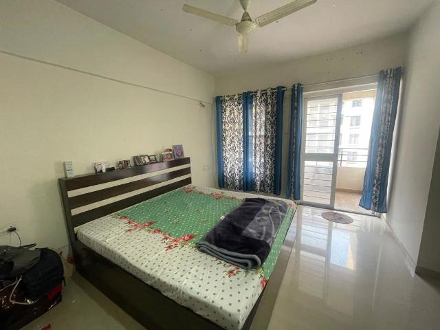 Resale | 2 BHK 1100 Sq.Ft. Apartment in Venkateshwara Silver Moon