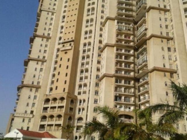 Resale | 2 BHK 1105 Sq.Ft. Apartment in DLF Regency Park I