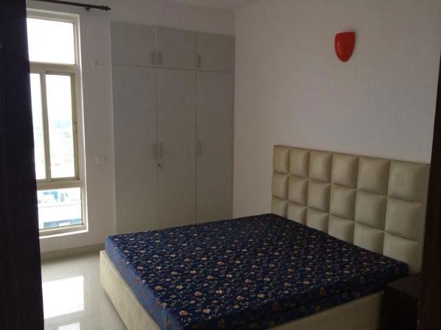 Resale | 2 BHK 1110 Sq.Ft. Apartment in Omaxe Grand