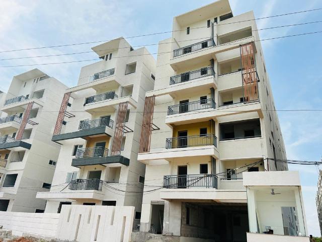 Resale | 2 BHK + 1120 Sq.Ft. Apartment in Alpine GMR Springfield