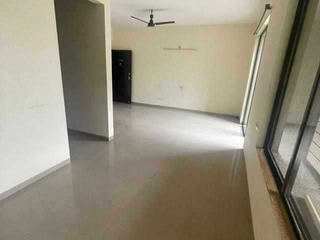 Resale | 2 BHK 1120 Sq.Ft. Apartment in Gulmohar Queenstown