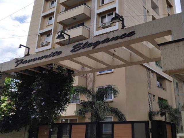 Resale | 2 BHK 1121 Sq.Ft. Apartment in Favourite Elegance