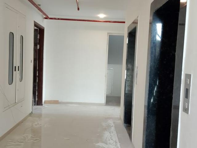 Resale | 2 BHK 1125 Sq.Ft. Apartment in Grand Omaxe