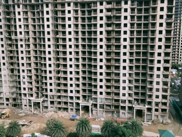 Resale | 2 BHK 1125 Sq.Ft. Apartment in Omaxe Grand Omaxe