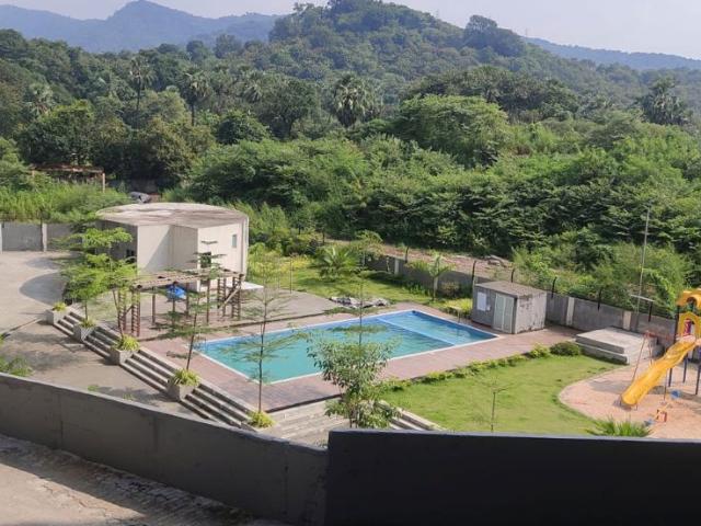 Resale | 2 BHK 1125 Sq.Ft. Apartment in Tanvi Eminence Phase II