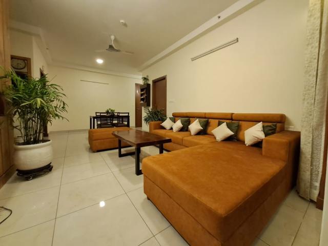 Resale | 2 BHK + 1130 Sq.Ft. Apartment in Prestige Park Square