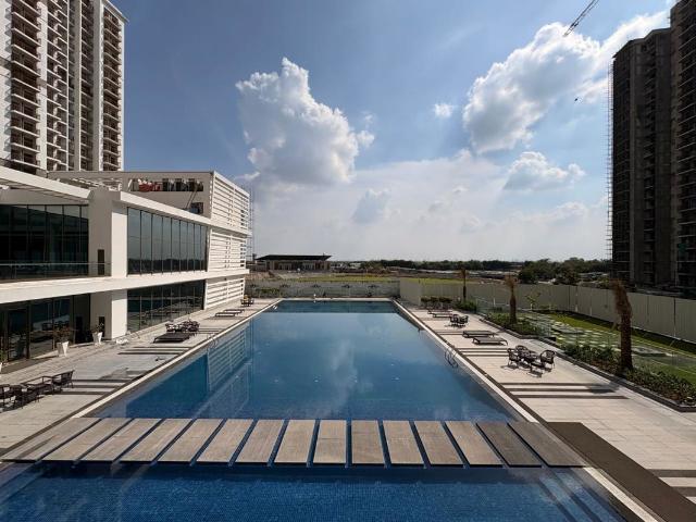 Resale | 2 BHK + 1137 Sq.Ft. Apartment in Eldeco Live By The Greens
