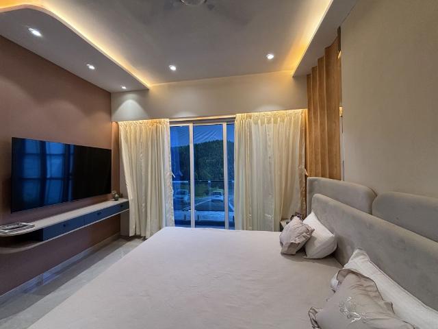 Resale | 2 BHK + 1135 Sq.Ft. Apartment in Panvel