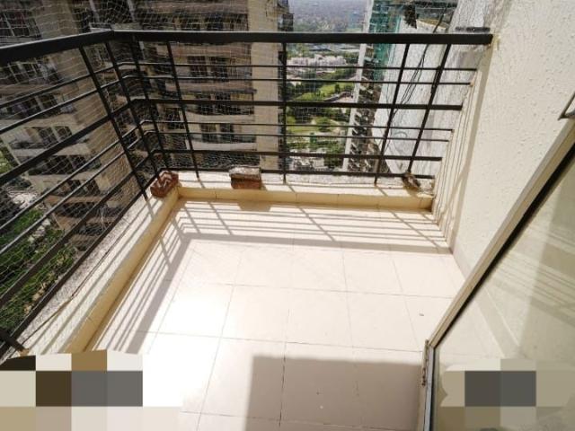 Resale | 2 BHK 1250 Sq.Ft. Apartment in Ajnara Gen X