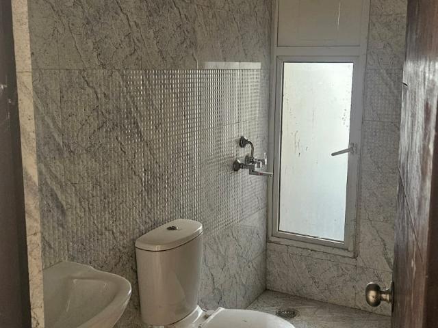 Resale | 2 BHK 1250 Sq.Ft. Apartment in Arihant Residency