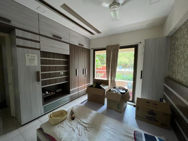 Resale | 2 BHK 1250 Sq.Ft. Apartment in Godrej Sherwood