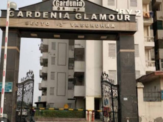 Resale | 2 BHK + 1250 Sq.Ft. Apartment in Gardenia Glamour