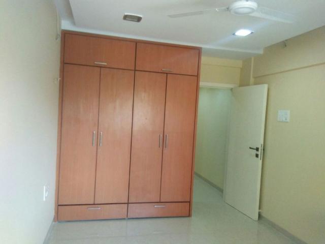Resale | 2 BHK 1250 Sq.Ft. Apartment in Fabian Apartment