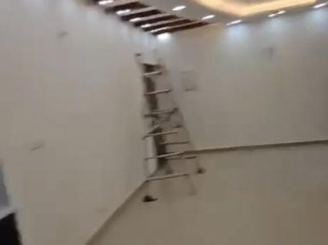 Resale | 2 BHK 1250 Sq.Ft. Apartment in Omaxe Heights