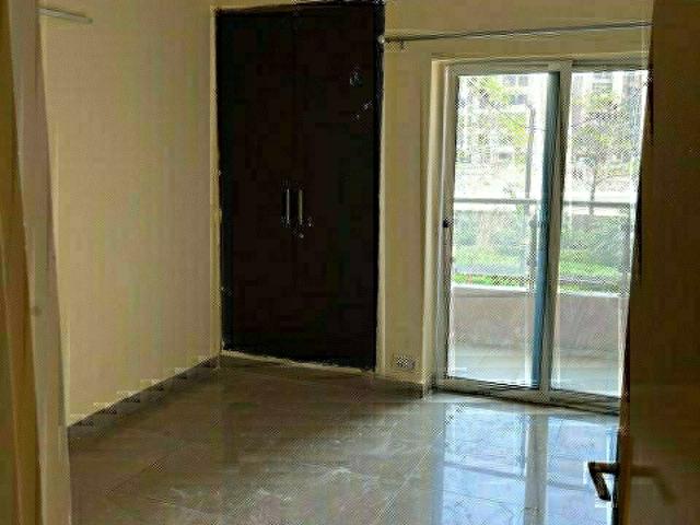 Resale | 2 BHK 1250 Sq.Ft. Apartment in MCC Signature Heights
