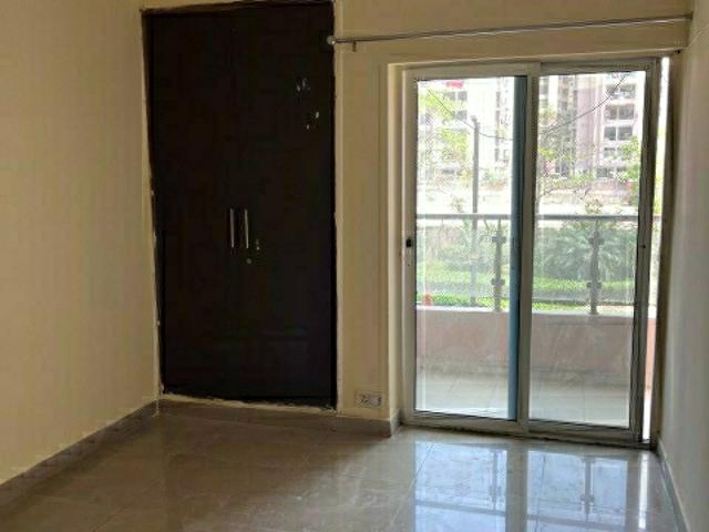 Resale | 2 BHK 1250 Sq.Ft. Apartment in MCC Signature Heights