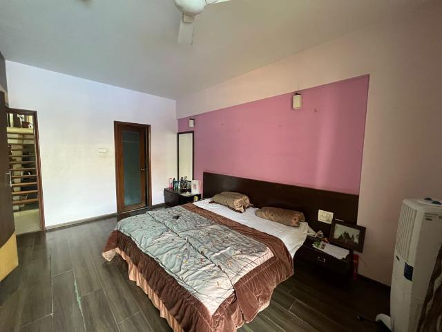 Resale | 2 BHK + 1250 Sq.Ft. Apartment in Saarrthi Shimmer N Shine