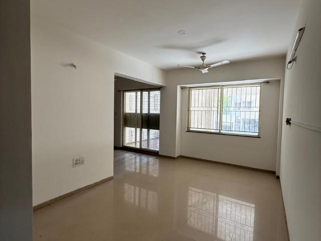 Resale | 2 BHK 1250 Sq.Ft. Apartment in Pimple Saudagar