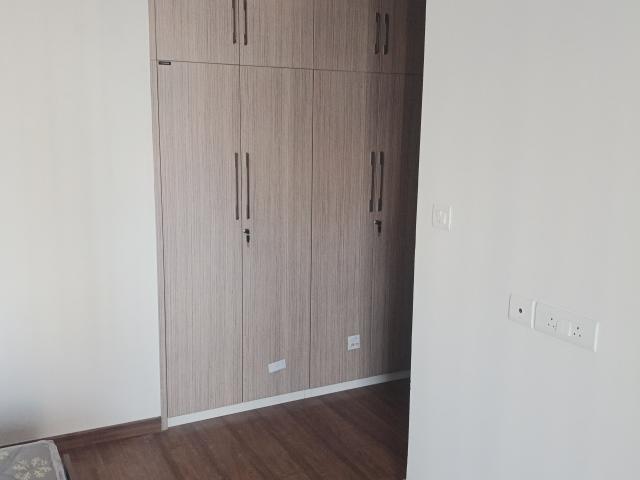 Resale | 2 BHK 1255 Sq.Ft. Apartment in Godrej Woods