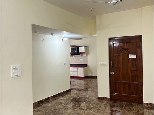 Resale | 2 BHK 1260 Sq.Ft. Apartment in Mantri Astra