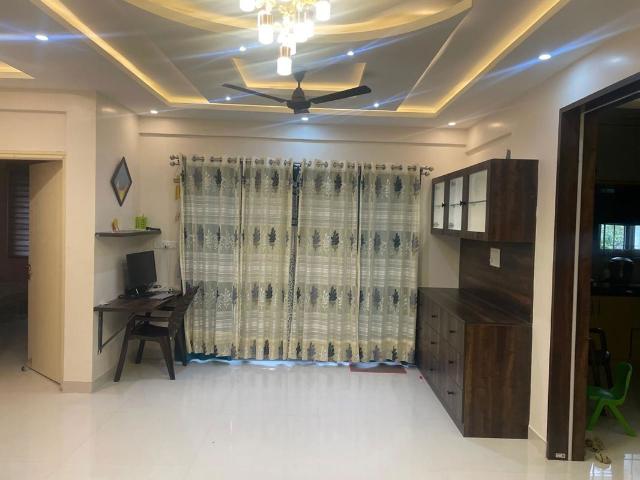 Resale | 2 BHK 1268 Sq.Ft. Apartment in Mana Tropicale