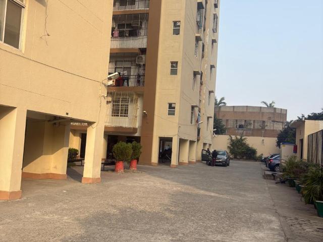 Resale | 2 BHK 1270 Sq.Ft. Apartment in Aditya Royal Crescent