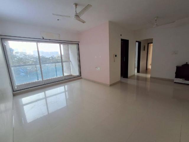 Resale | 2 BHK 1275 Sq.Ft. Apartment in Lokhandwala Spring Grove