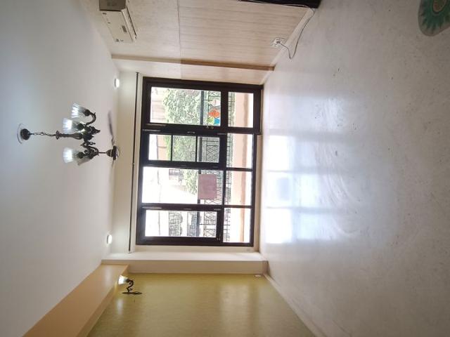 Resale | 2 BHK 1283 Sq.Ft. Apartment in Eros Kenwood Tower