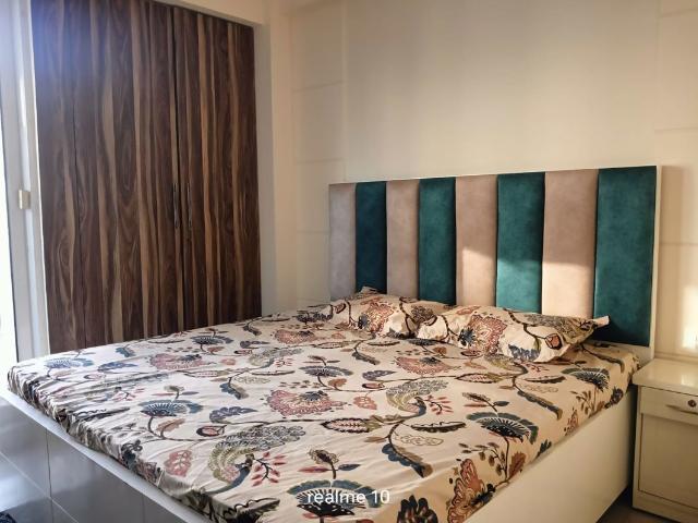 Resale | 2 BHK 1283 Sq.Ft. Apartment in Experion The Heart Song