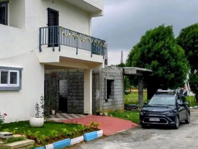 Resale | 2 BHK 1200 Sq.Ft. Villa in High Grounds