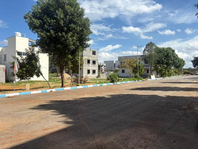 Resale | 2 BHK 1200 Sq.Ft. Villa in Hn Villad