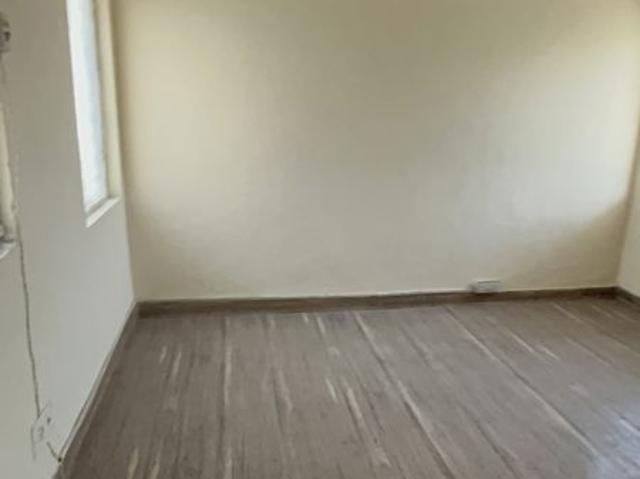Resale | 2 BHK 1200 Sq.Ft. Apartment in Mayur Vihar