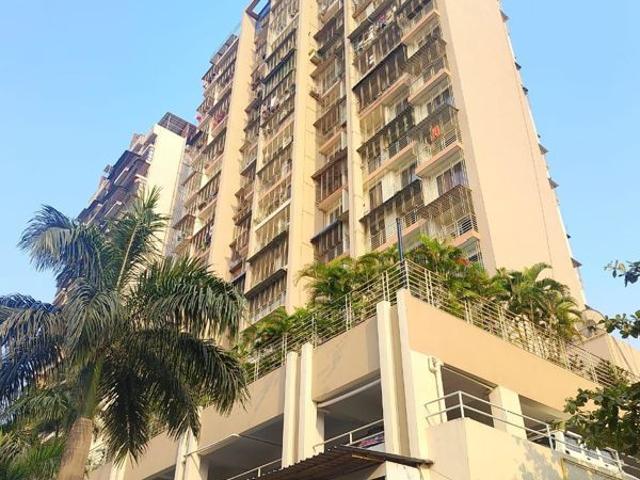Resale | 2 BHK 1200 Sq.Ft. Apartment in Millenium Icon Apartment