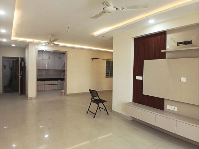 Resale | 2 BHK 1200 Sq.Ft. Apartment in Sector 3 Dwarka