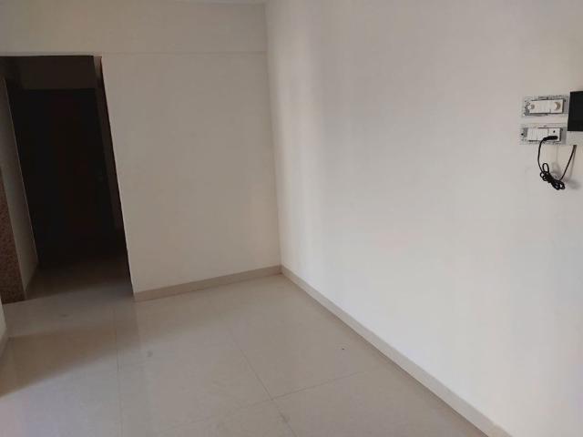 Resale | 2 BHK 1200 Sq.Ft. Apartment in Paradise Sai Symphony