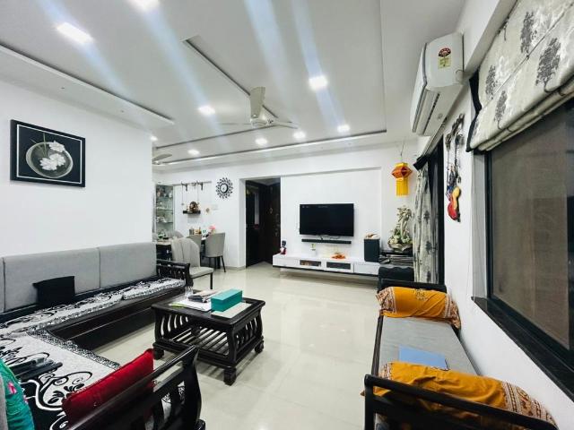 Resale | 2 BHK 1202 Sq.Ft. Apartment in Sinhagad Road