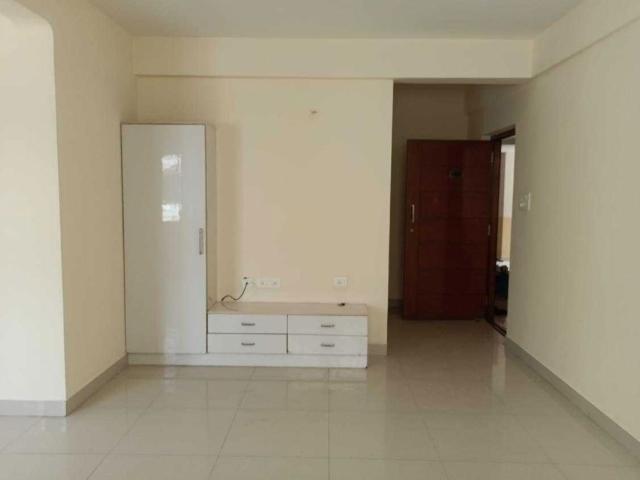 Resale | 2 BHK 1210 Sq.Ft. Apartment in Pavani Sarovar