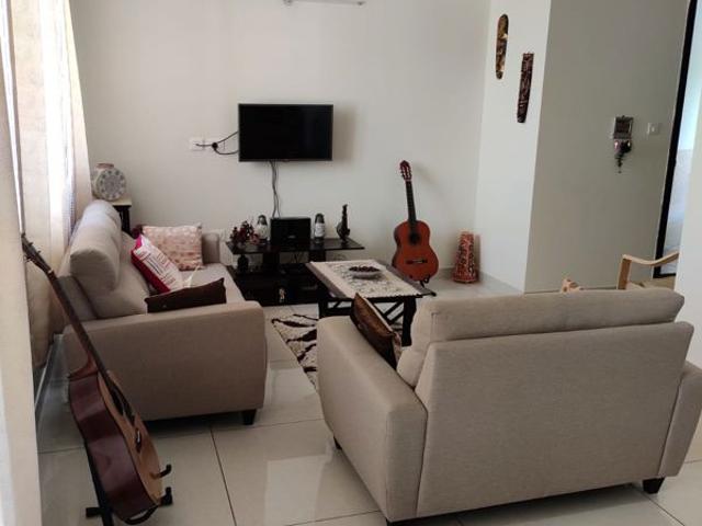 Resale | 2 BHK 1216 Sq.Ft. Apartment in Prestige Lakeside Habitat