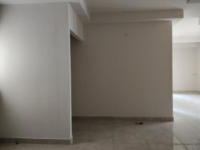 Resale | 2 BHK 1225 Sq.Ft. Apartment in Candeur 40