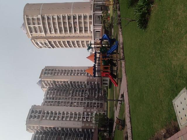 Resale | 2 BHK 1340 Sq.Ft. Apartment in Ambika Florence Park