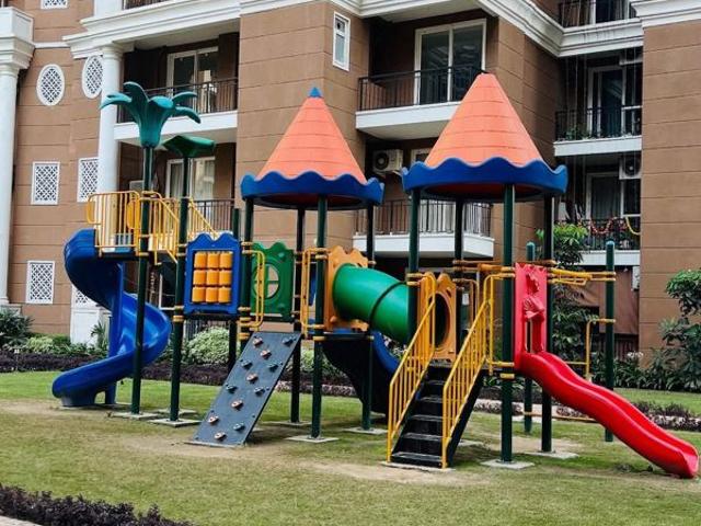 Resale | 2 BHK 1340 Sq.Ft. Apartment in Ambika Florence Park