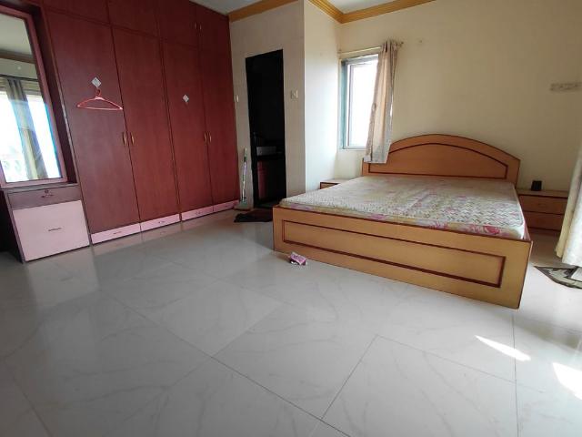 Resale | 2 BHK 1350 Sq.Ft. Apartment in NRI Complex Phase I