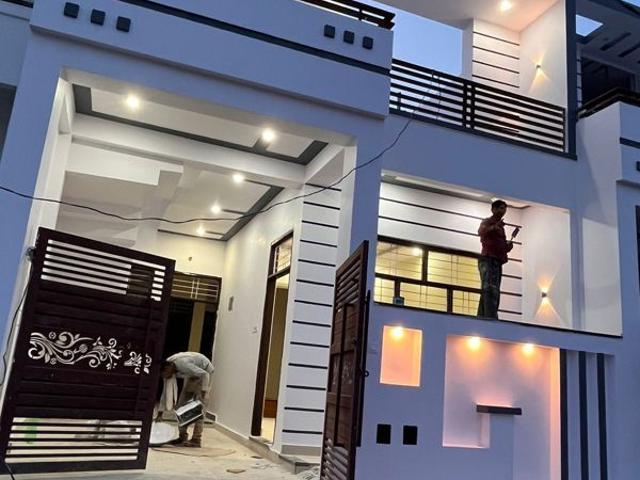 Resale | 2 BHK + 1350 Sq.Ft. Independent House in Jankipuram