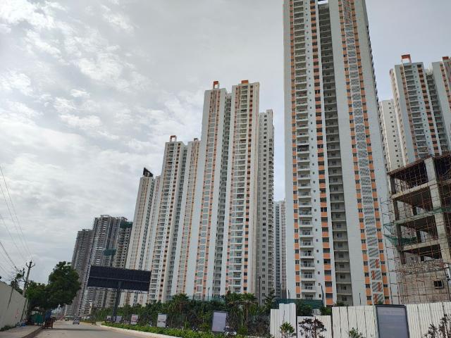 Resale | 2 BHK + 1355 Sq.Ft. Apartment in My Home Sayuk