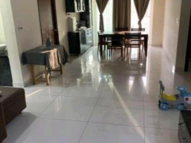 Resale | 2 BHK 1360 Sq.Ft. Apartment in Honer Vivantis