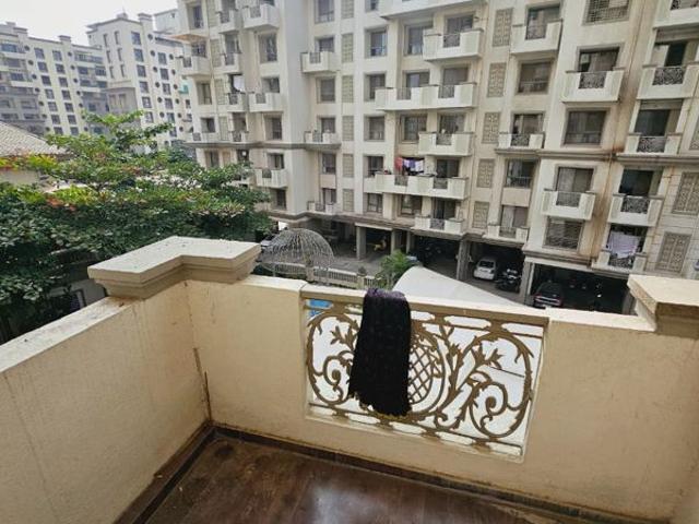 Resale | 2 BHK + 1395 Sq.Ft. Apartment in Konark Krish