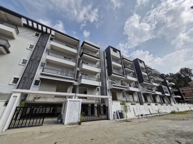 Resale | 2 BHK 1303 Sq.Ft. Apartment in Aadhava Elite Homes