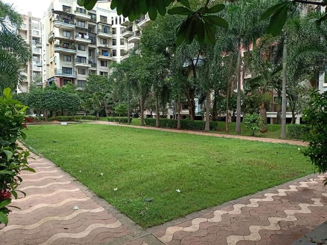 Resale | 2 BHK 1300 Sq.Ft. Apartment in Brahma Suncity